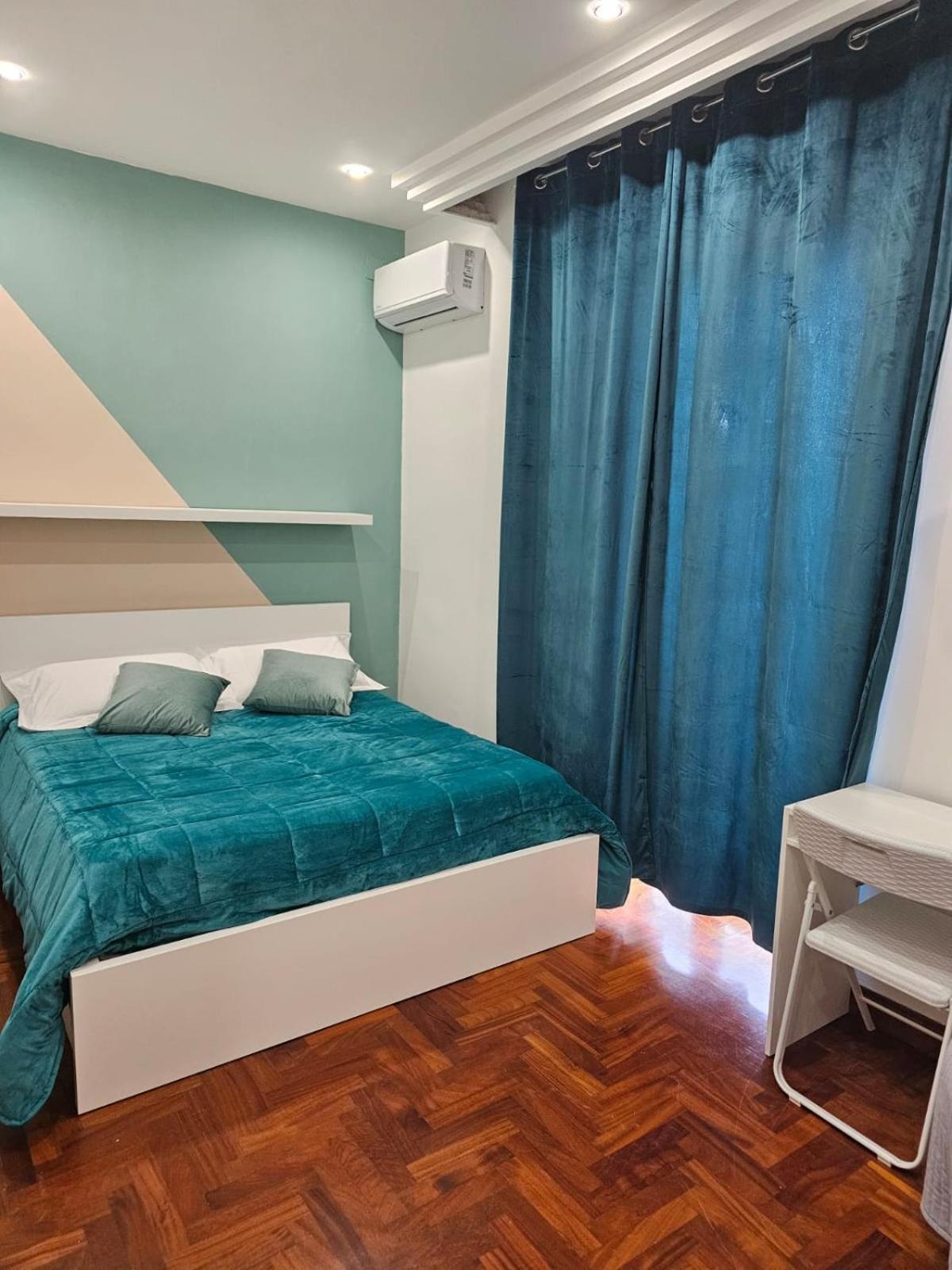 Terronia Bed & Breakfast Naples