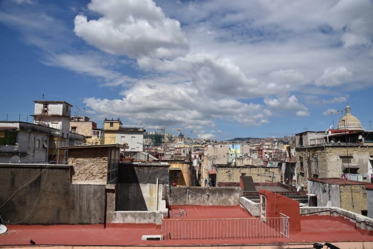 Terronia * Naples